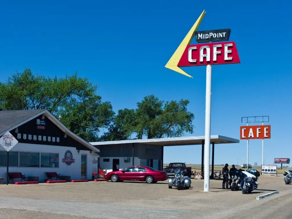 Midpoint cafe on Route 66