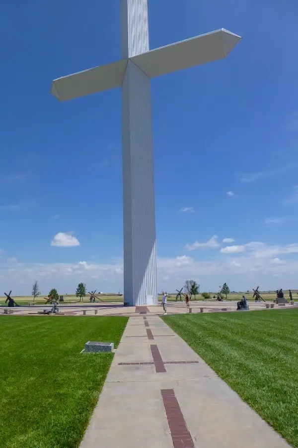 The Giant Cross in Texas - how to visit this Route 66 site - Lost on 66