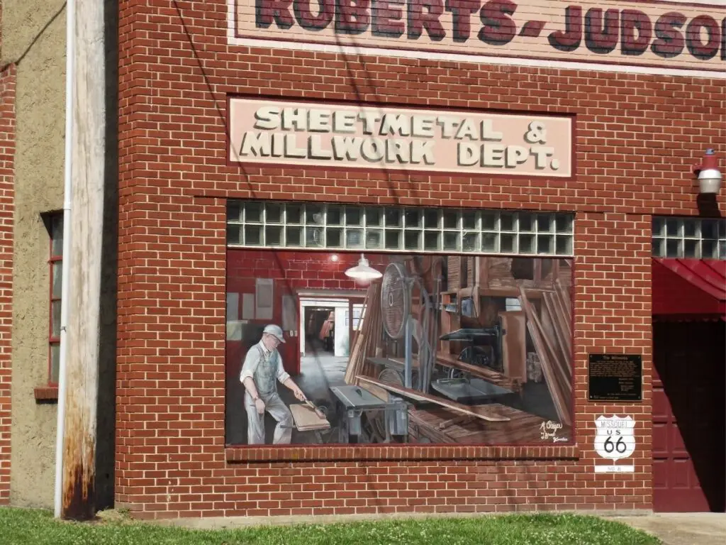 Murals on Route 66 through Missouri