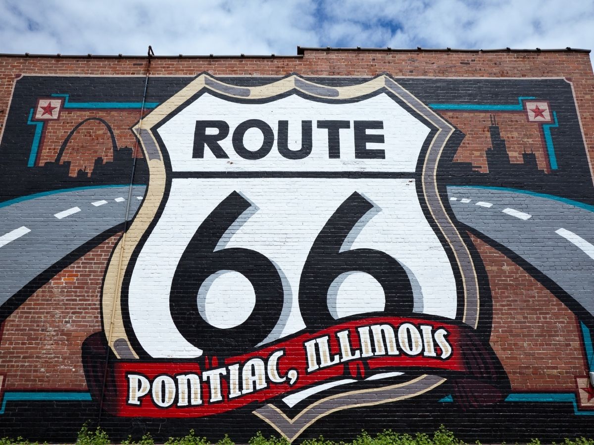 Mural on Route 66 in Illinois